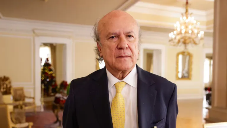 César Julio Valencia llega al Ministerio de Justicia
