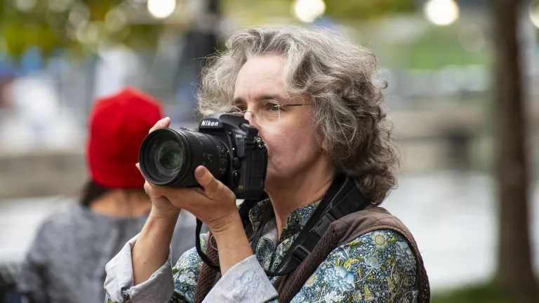 Ser fotógrafa, una cuestión de carácter y sororidad 