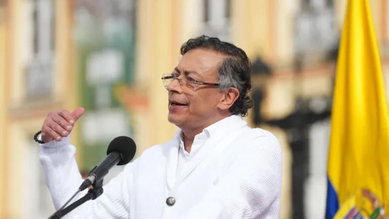 Petro respalda suspensión Asamblea Nacional Constituyente  