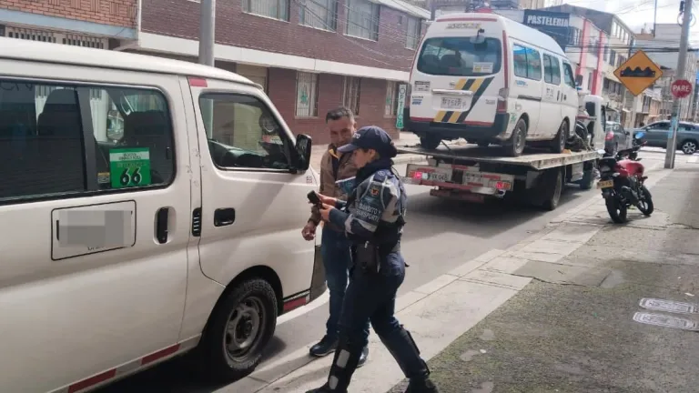 Pico y placa Bogotá 27 de noviembre 2025
