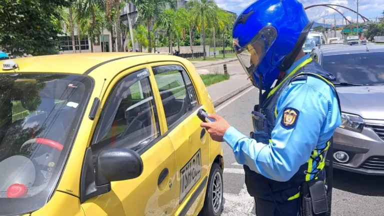 Pico y placa Medellín diciembre y fin de año