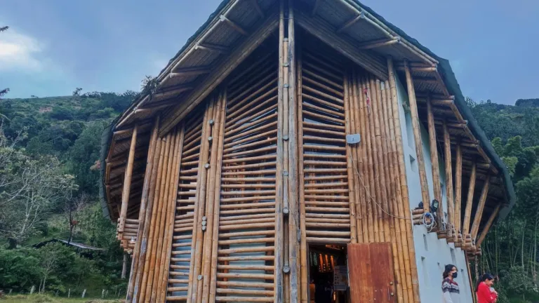 La Casa del Pueblo de Guanacas: la biblioteca que cumplió el anhelo de un pueblo en el Cauca