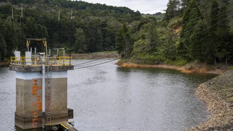 Medellín - piden tomar medidas inmediatas para ahorrar agua y energía