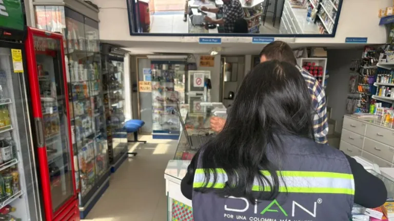 Plazos declaración de renta empresas 2026 Colombia