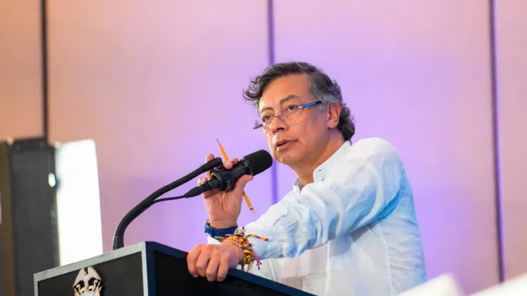 El jefe de seguridad del presidente Petro aseguró que no hubo ingresos irregulares y que el mandatario estuvo custodiado por equipos de Colombia y Ecuador durante su visita. 
