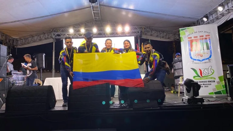 Equipo de rafting viajará a Italia para representar a Colombia