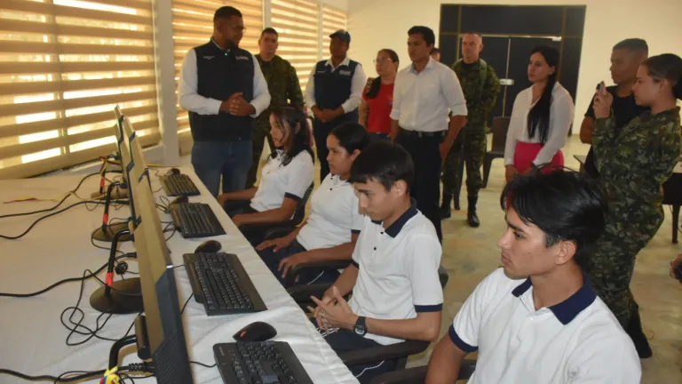 SENATIC Colombia: previene el reclutamiento forzado a través de la educación digital 