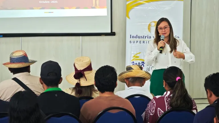 SIC ordena medidas a entidades de Cauca y Huila para proteger datos sensibles y decisiones reproductivas