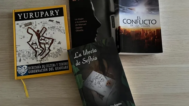Entre tildes, café y creatividad: un homenaje a quienes trabajan detrás de las palabras