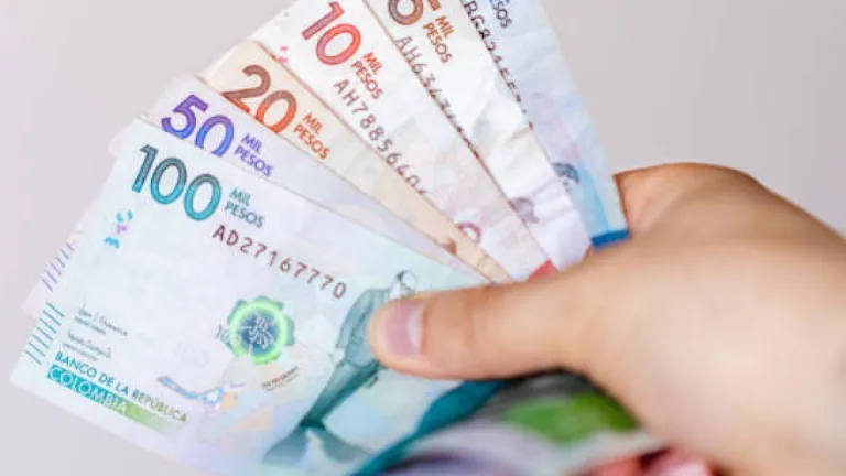 Salario mínimo vital debe pagarse o suspender 