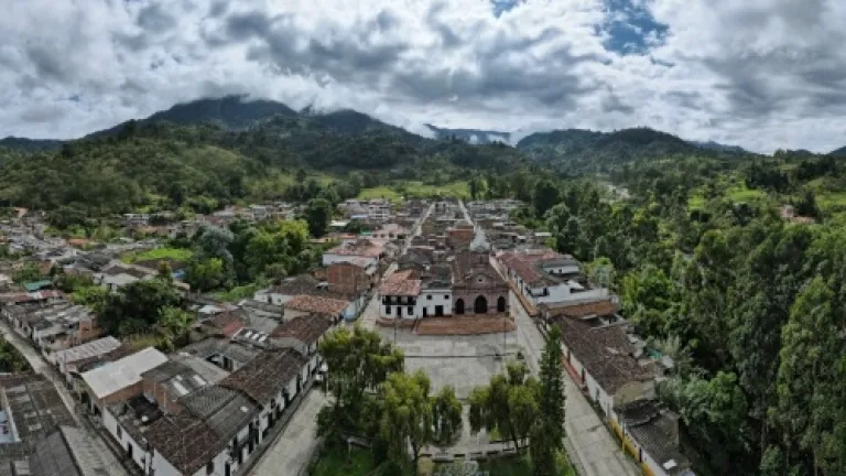 Pago a familias campesinas por cuidar el medioambiente en Bucaramanga: cómo funciona