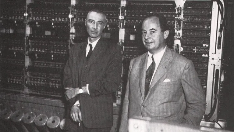 John von Neumann: la máquina y el cerebro de la persona más inteligente del siglo XX