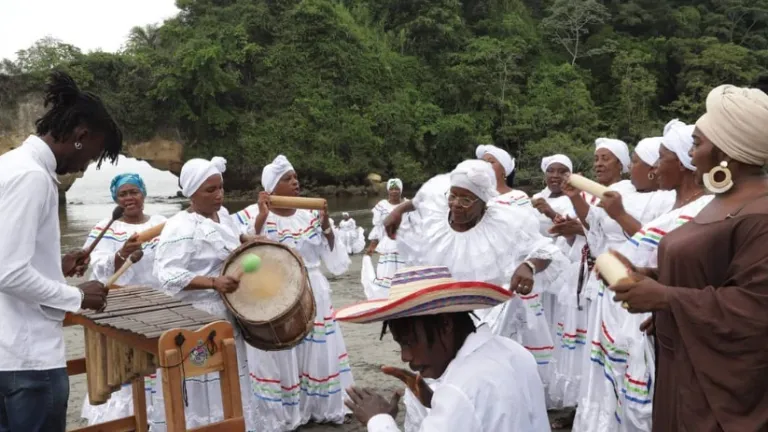 Conoce la nueva producción musical de las  Las Cantoras de Tumaco 'Esperanza y Paz'