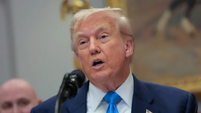 Estados Unidos pretende aranceles para India del 25% desde agosto