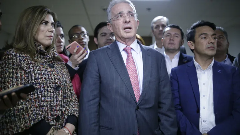 Caso Uribe: Fiscalía pidió precluir, de nuevo, investigación por falsos testigos 