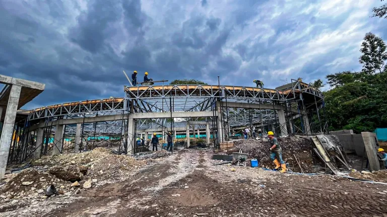 Inician investigación por retrasos en construcción de la 'Casa de la Mujer'
