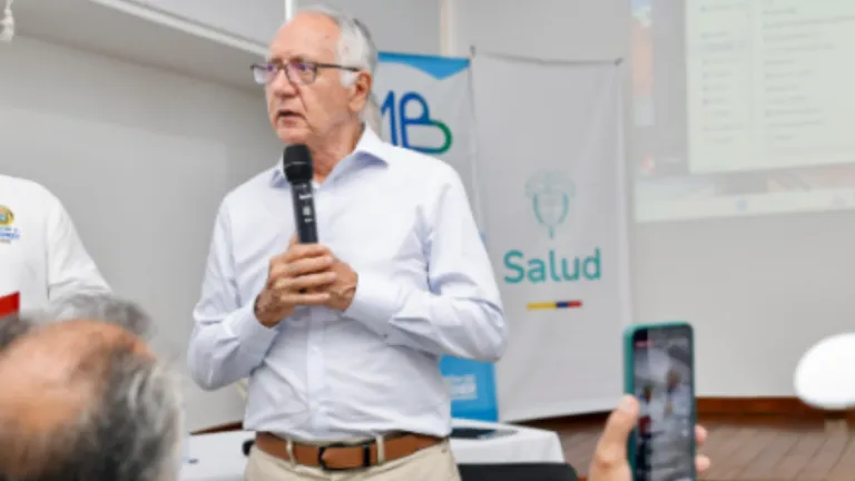 Vacunación contra el dengue para niños