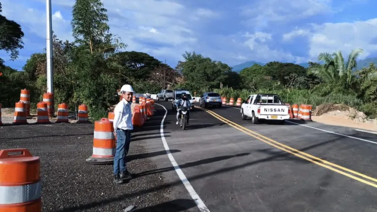 Vía Neiva-Mocoa HOY: habrá cierres diarios 2024