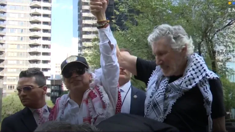 Roger Waters respaldó a Gustavo Petro en Nueva York en llamado a libertad de Palestina