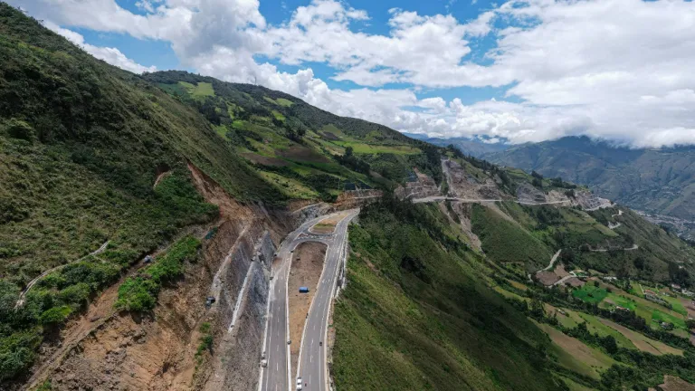 Vía Pasto y Rumichaca: 12 nuevos kilómetros de la doble calzada
