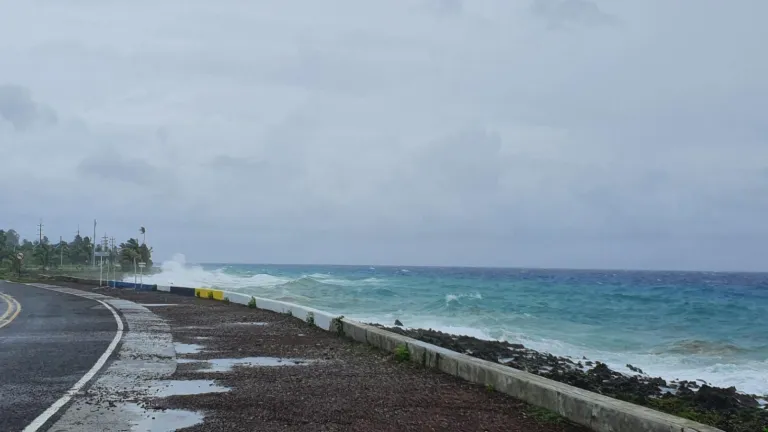 Tormenta tropical 'Julia' incrementa vientos y lluvias en San Andrés 