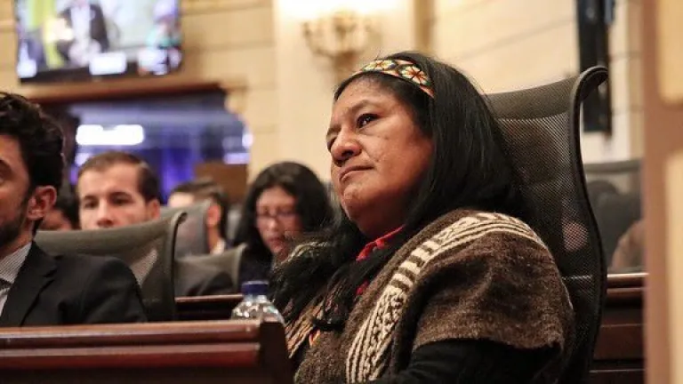 Atentan contra la camioneta en la que se movilizaba la senadora Aida Quilcué