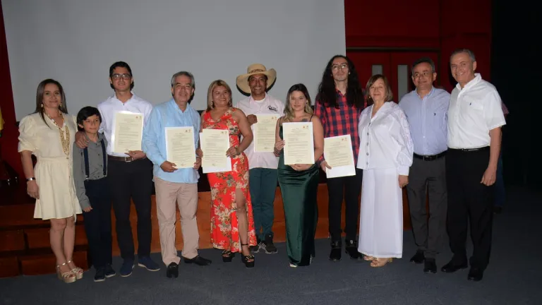 Periodista de Radio Nacional de Colombia gana premio departamental de periodismo