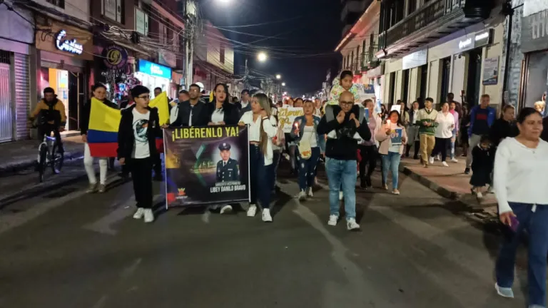 Sargento secuestrado Libey Bravo: familia pide su liberación