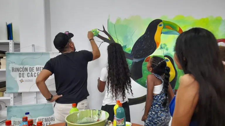 Necoclí: jóvenes protejen el medioambiente a través de murales
