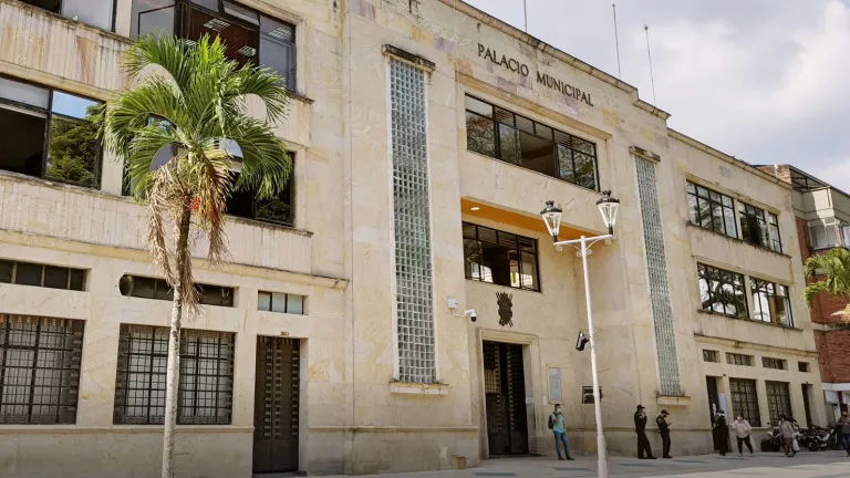De acuerdo con el informe del Plan Operativo Anual, Ibagué solo logró la inscripción de apenas 1.800 adultos mayores, pese a contar con cerca de 9.000 cupos habilitados.