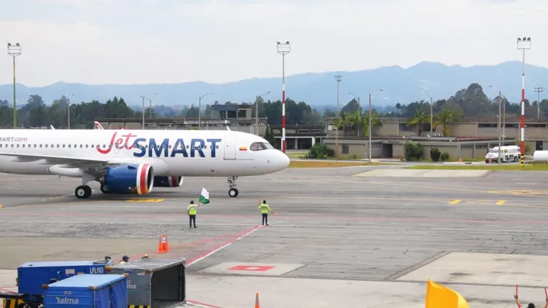 JetSmart en Colombia 2024: Aeropuerto Internacional José María Córdova