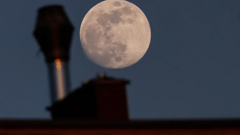 Envío a la luna del resumen patrimonio cultural de la humanidad 