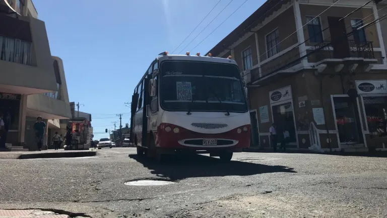 Se levanta paro de transporte público Villavicencio hoy