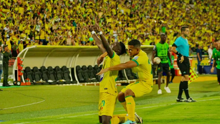 ¡Atlético Bucaramanga y Santa Fe jugarán la final de la liga colombiana!