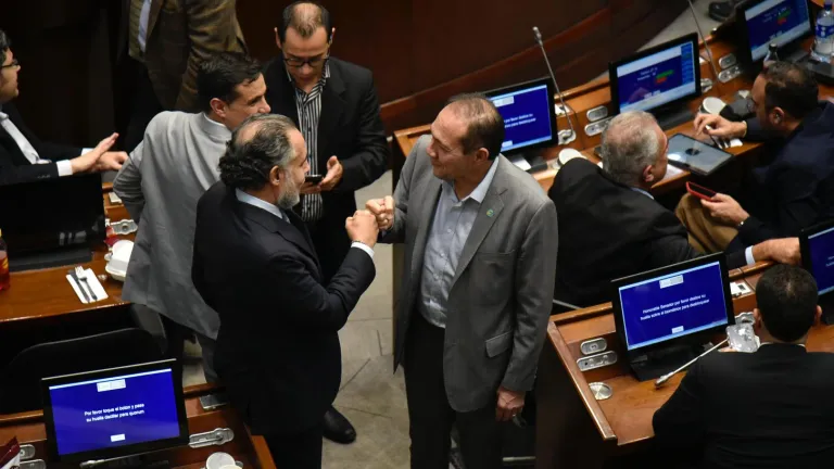 Reforma laboral es aprobada en el Congreso 