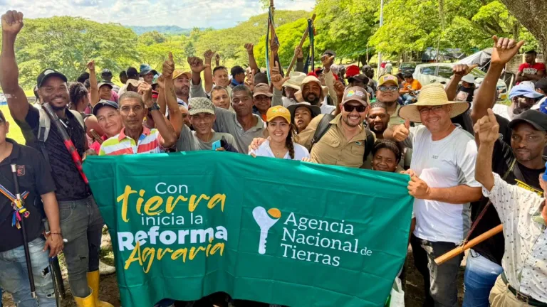 Zarzal: Comunidades reciben 536 hectáreas para impulsar proyectos agrícolas