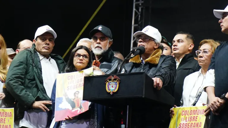 "La defensa fundamental la hace el pueblo": presidente Petro 