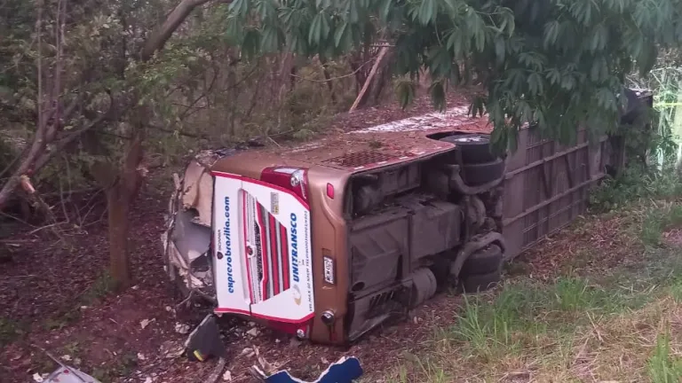 Accidente de tránsito en la vía Santa Ana - La Gloria, Magdalena
