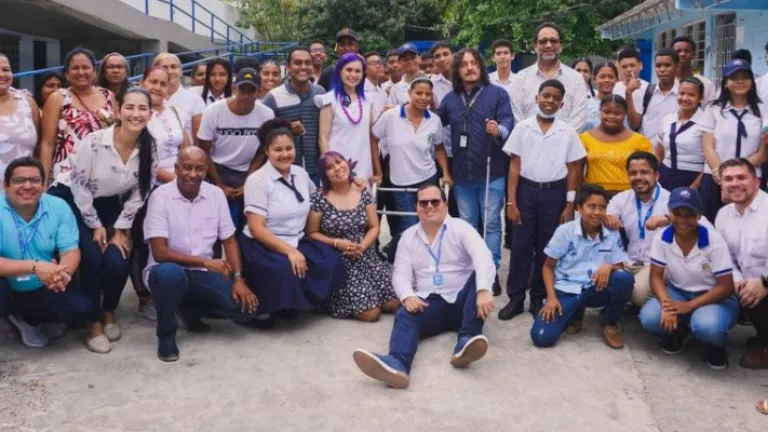 Ministerio de las TICs lanza programa para personas con discapacidad en zonas rurales