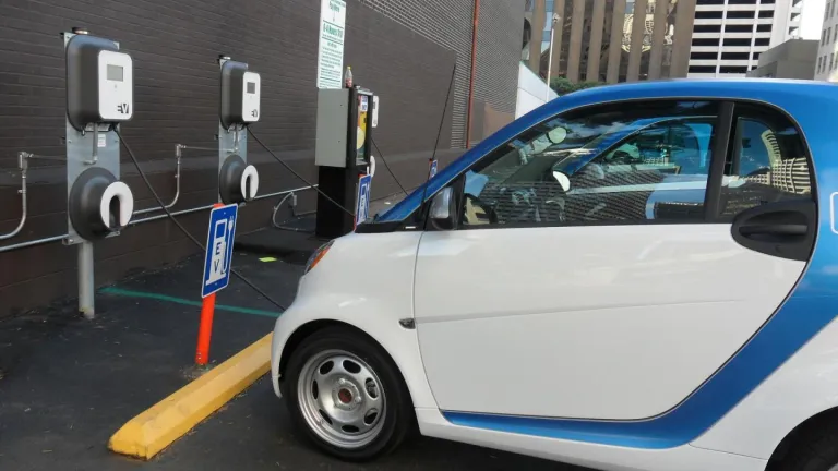 Carros eléctricos en Eje Cafetero | Puntos de carga