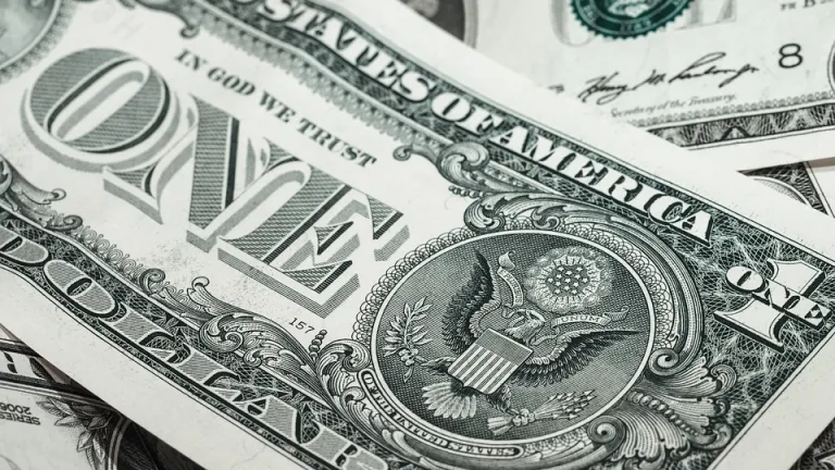 Precio del dólar en Colombia | 18 de octubre de 2022
