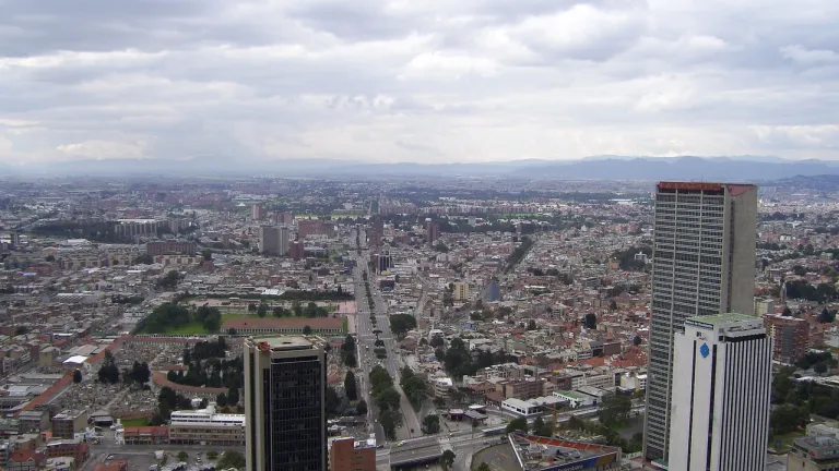Pico y placa Bogotá HOY jueves 22 agosto 2024