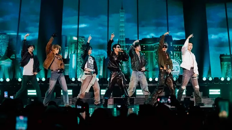 BTS en Bogotá durante sus conciertos del World Tour ARIRANG en El Campín.