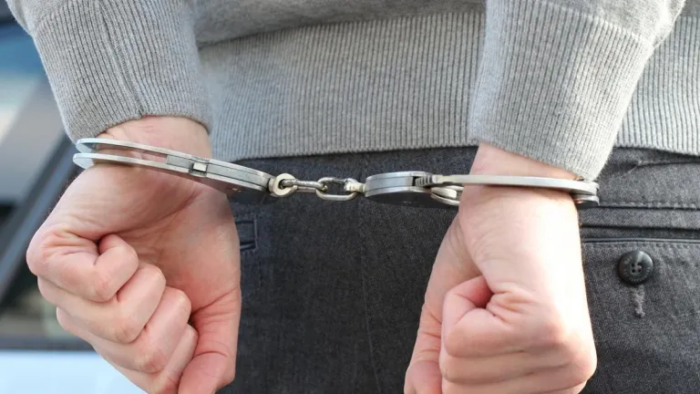 Judicializadas dos personas por crímenes de líderes sociales en Santander y el Huila