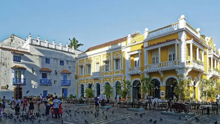 Cartagena: habría toque de queda menores de edad