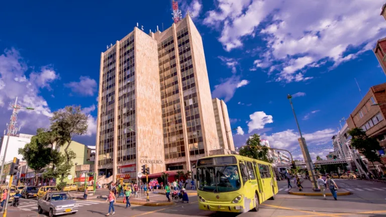 Bucaramanga - Metrolínea no será liquidado según su gerente