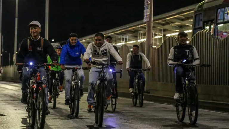 Ciclovía nocturna en Bogotá | Rutas, cierres viales y horarios 