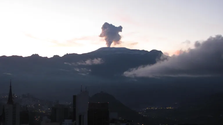 Nevado del Ruiz, Manizales