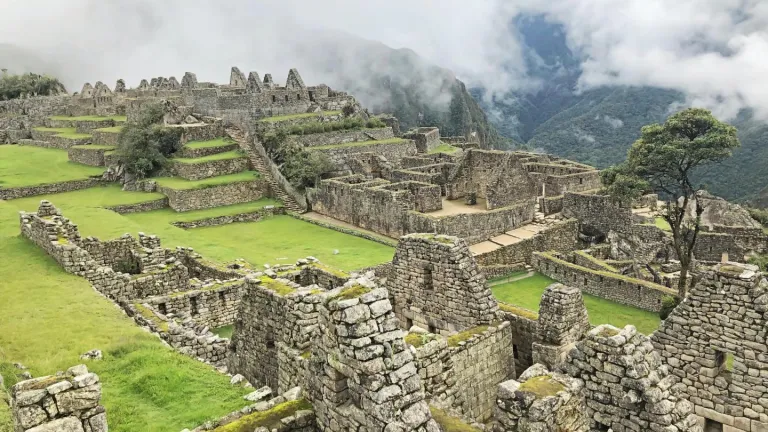 Machu Picchu 2023: cierran tres sectores de ciudadela