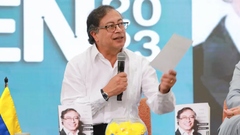 ¿En qué consiste el tratado de No Proliferación de Combustibles Fósiles que firmó Petro?